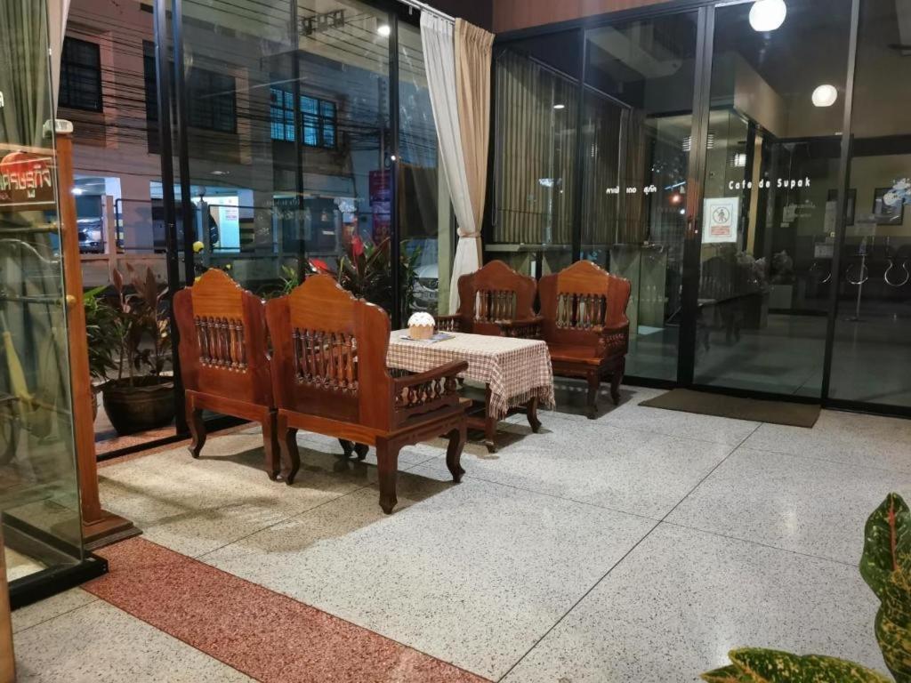 Supak Hotel Kalasin Zewnętrze zdjęcie