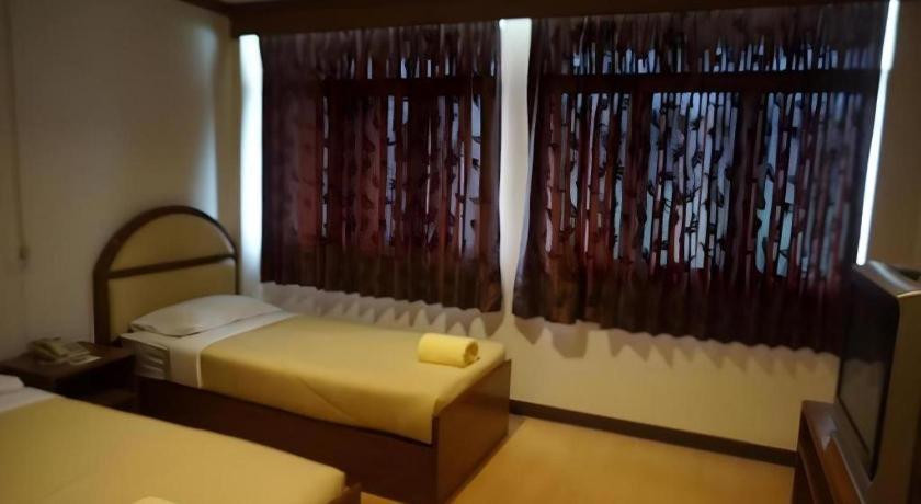 Supak Hotel Kalasin Zewnętrze zdjęcie