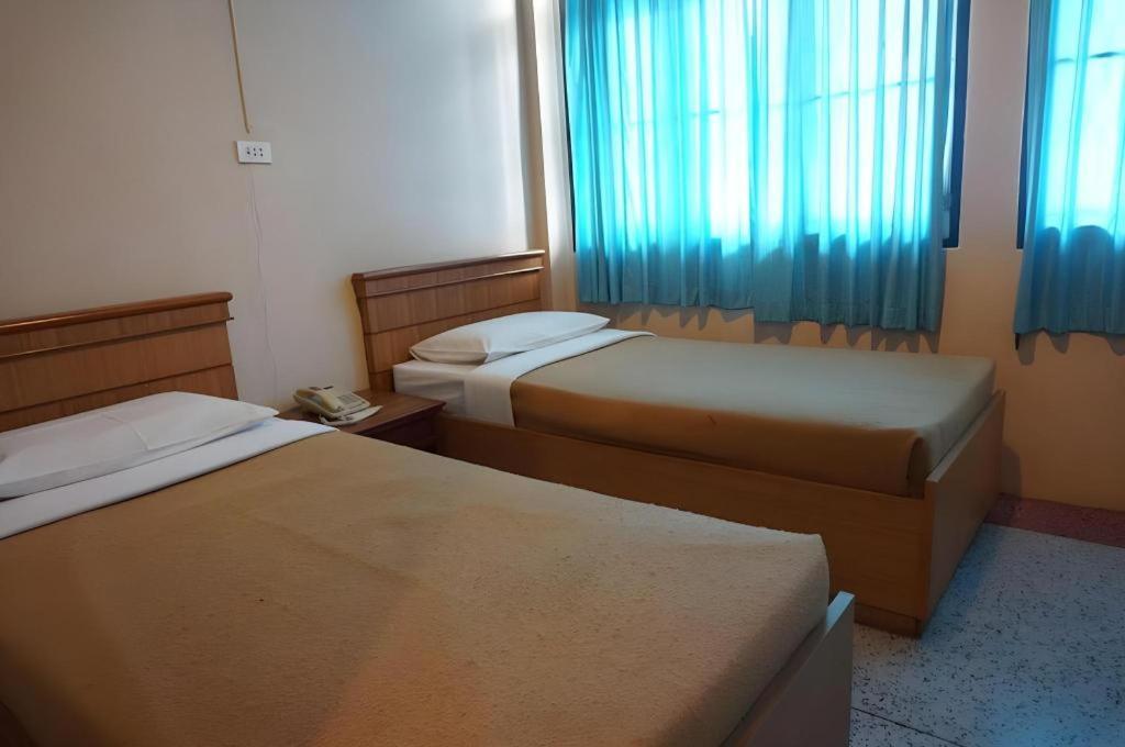 Supak Hotel Kalasin Zewnętrze zdjęcie