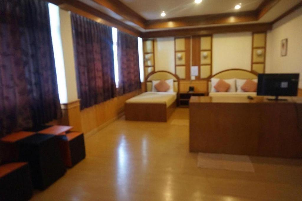 Supak Hotel Kalasin Zewnętrze zdjęcie