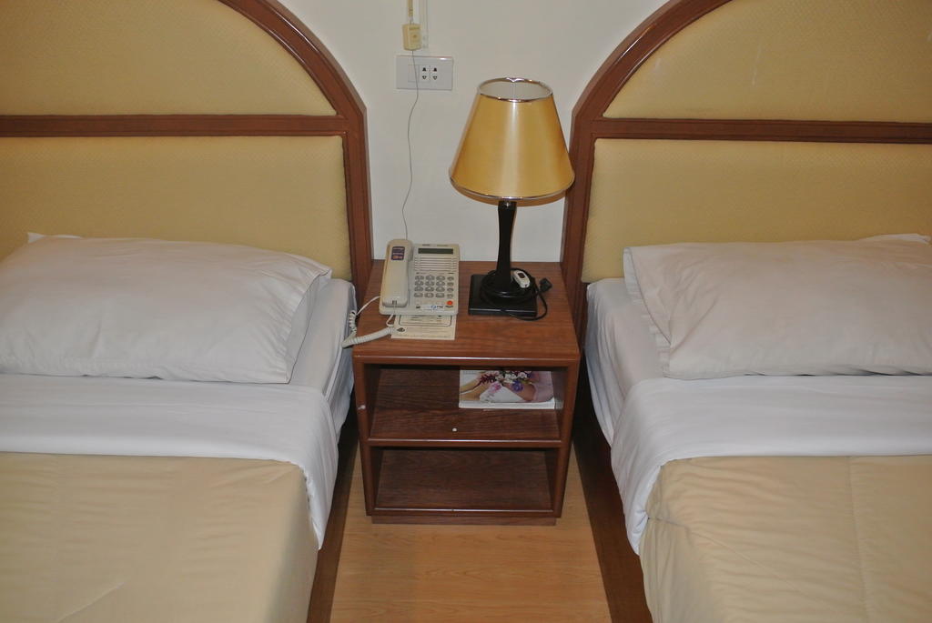Supak Hotel Kalasin Pokój zdjęcie